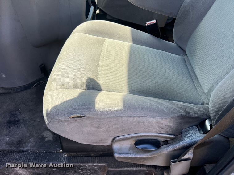 image for item MM9182 2013 Ford E450  box truck