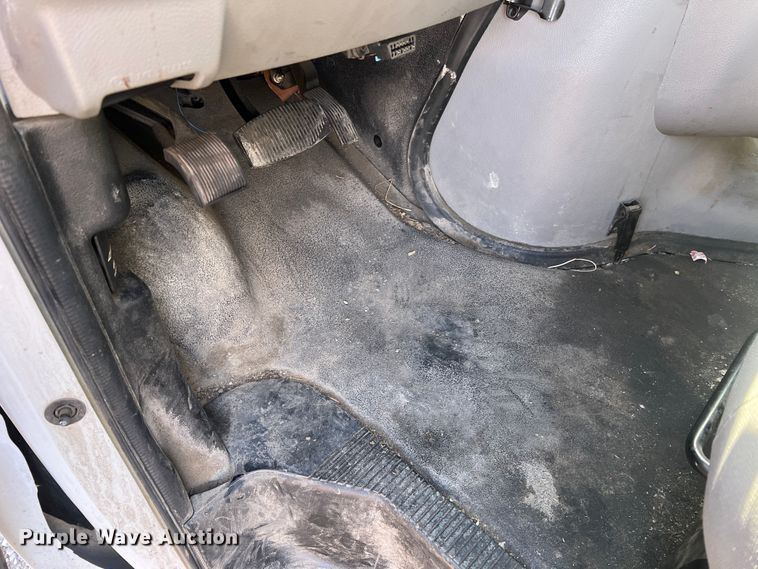 image for item MM9182 2013 Ford E450  box truck