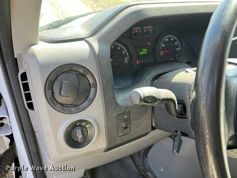 image for item MM9182 2013 Ford E450  box truck