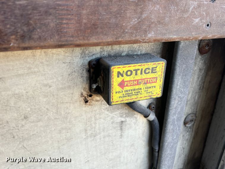 image for item MM9182 2013 Ford E450  box truck