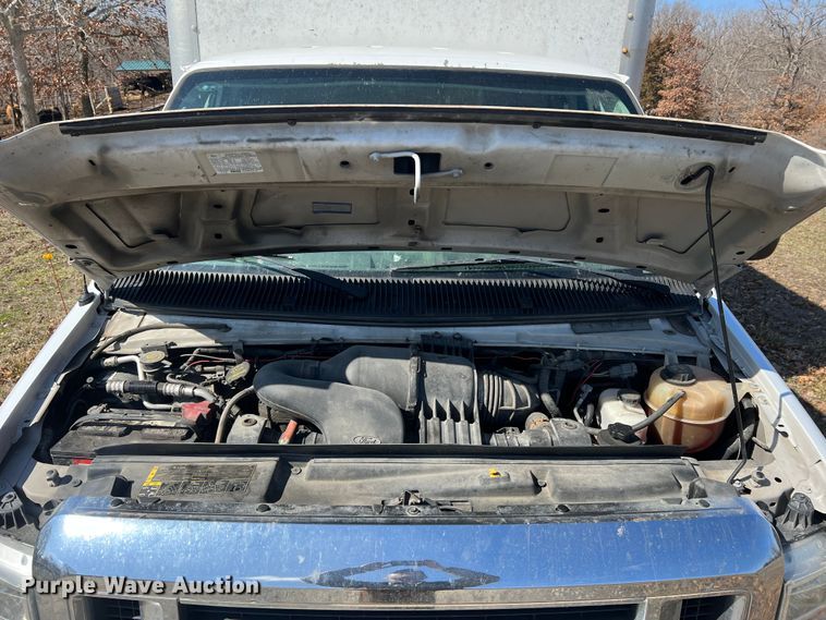 image for item MM9182 2013 Ford E450  box truck