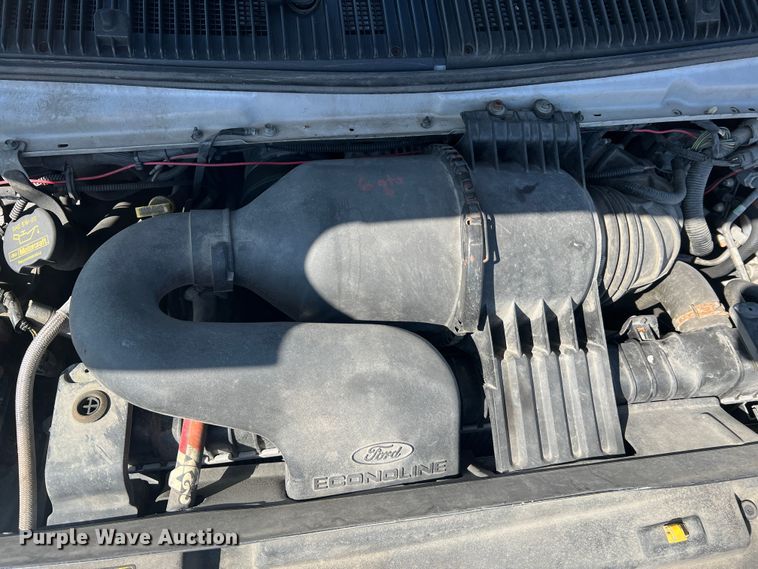 image for item MM9182 2013 Ford E450  box truck