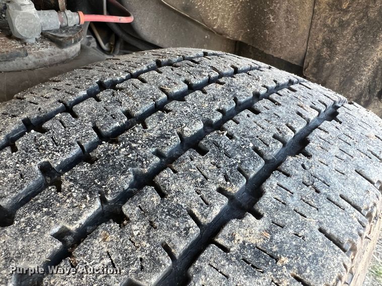 image for item MM9182 2013 Ford E450  box truck