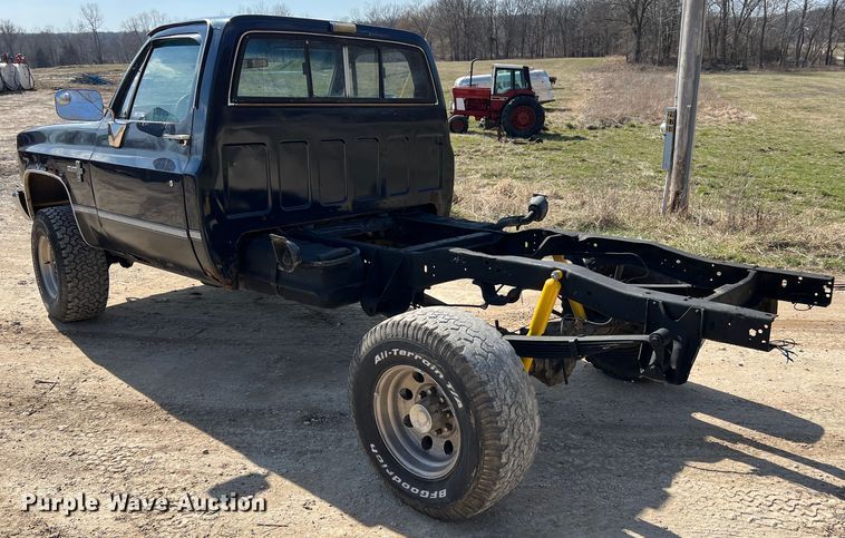 image for item MM9213 1984 Chevrolet K20  pickup truck cab and chassis