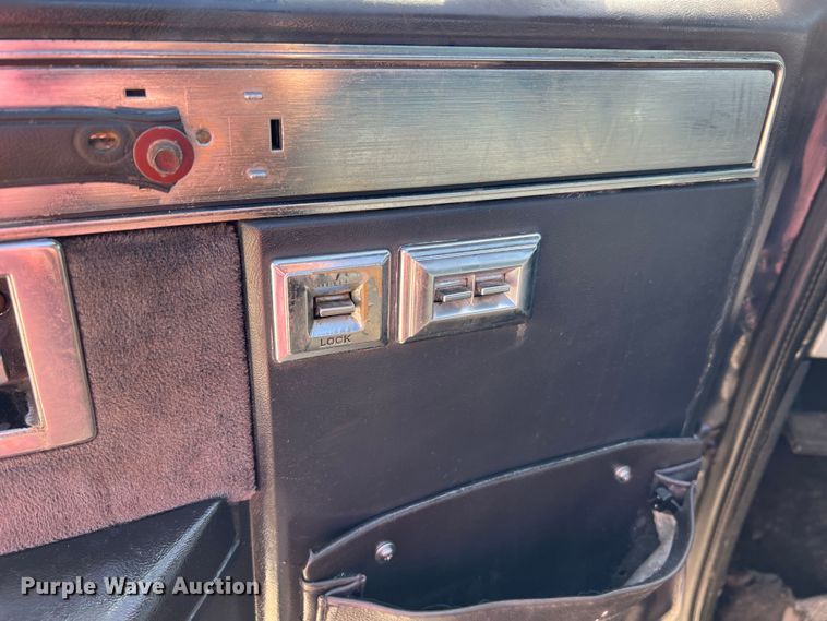 image for item MM9213 1984 Chevrolet K20  pickup truck cab and chassis