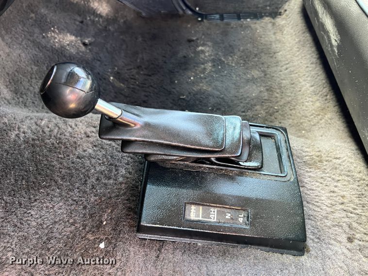 image for item MM9213 1984 Chevrolet K20  pickup truck cab and chassis