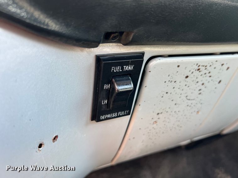 image for item MM9213 1984 Chevrolet K20  pickup truck cab and chassis