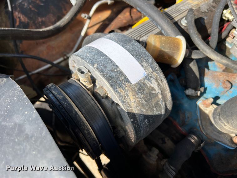 image for item MM9213 1984 Chevrolet K20  pickup truck cab and chassis