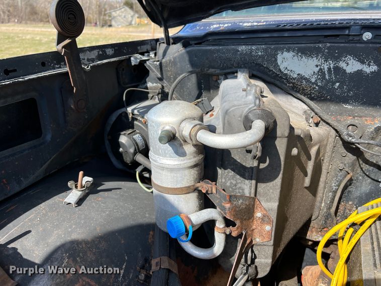 image for item MM9213 1984 Chevrolet K20  pickup truck cab and chassis