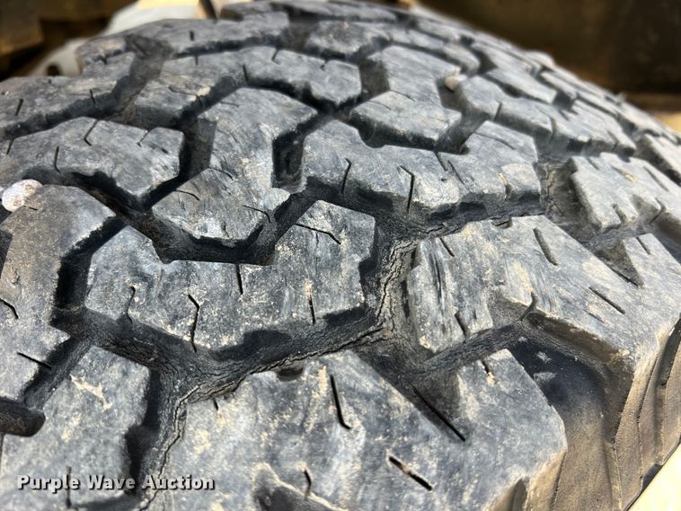 image for item MM9213 1984 Chevrolet K20  pickup truck cab and chassis