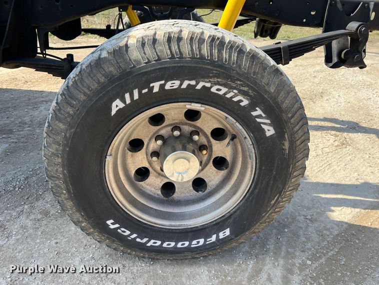 image for item MM9213 1984 Chevrolet K20  pickup truck cab and chassis