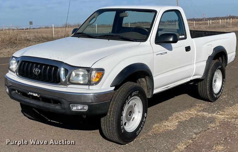 image for item MM9283 2003 Toyota Tacoma  pickup truck