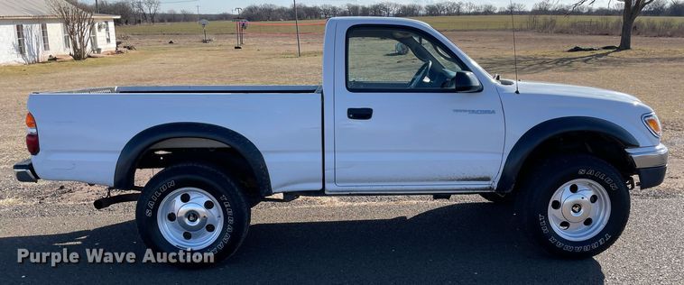 image for item MM9283 2003 Toyota Tacoma  pickup truck