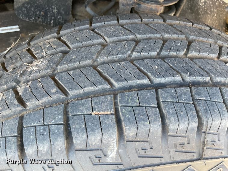 image for item MM9283 2003 Toyota Tacoma  pickup truck