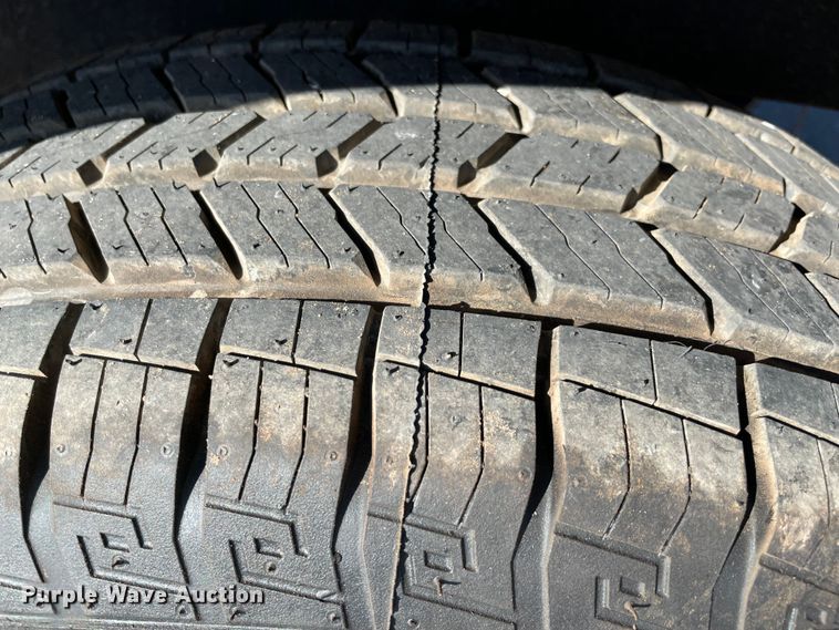 image for item MM9283 2003 Toyota Tacoma  pickup truck