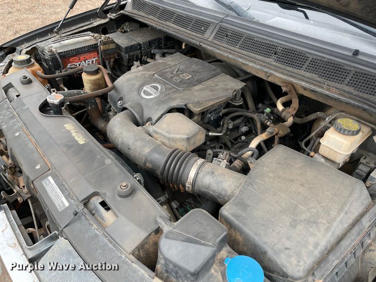 image for item MM9327 2011 Nissan Titan  Crew Cab pickup truck