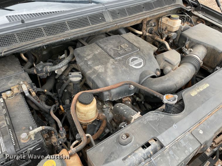 image for item MM9327 2011 Nissan Titan  Crew Cab pickup truck