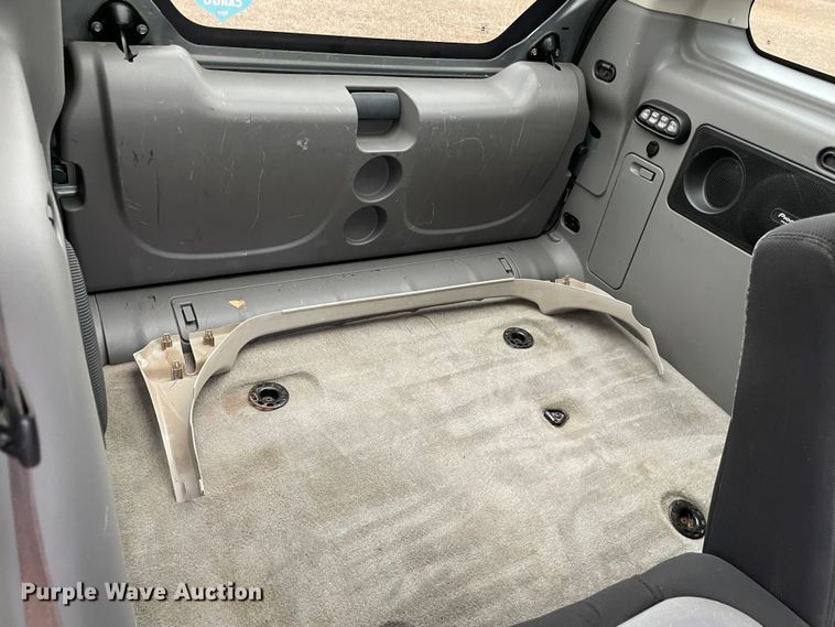 image for item MM9328 2004 Pontiac Aztek  SUV