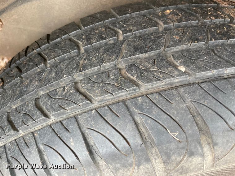 image for item MM9328 2004 Pontiac Aztek  SUV