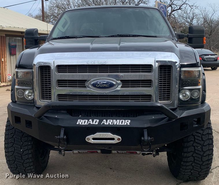 image for item MM9752 2009 Ford F250 Super Duty  Crew Cab pickup truck