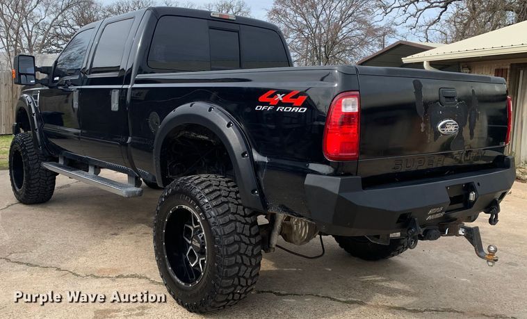 image for item MM9752 2009 Ford F250 Super Duty  Crew Cab pickup truck