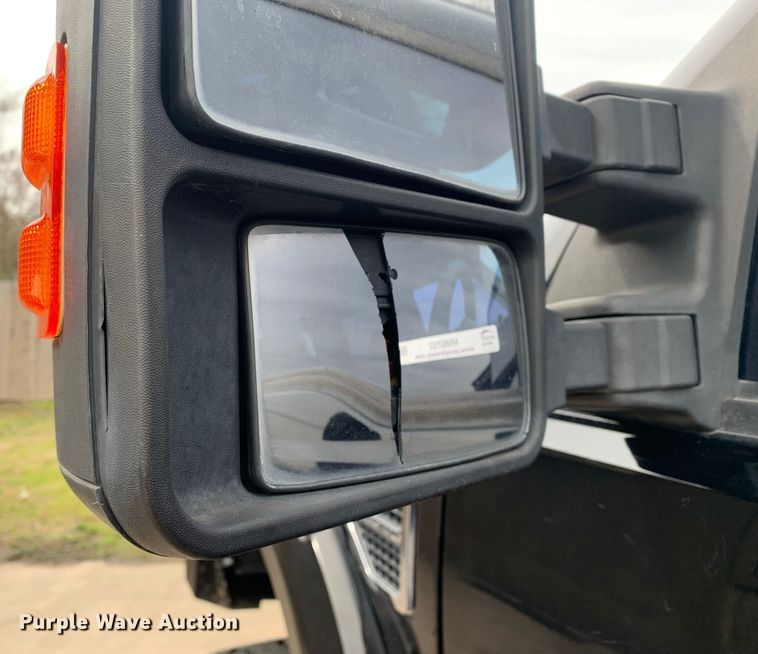 image for item MM9752 2009 Ford F250 Super Duty  Crew Cab pickup truck