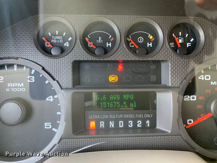 image for item MM9752 2009 Ford F250 Super Duty  Crew Cab pickup truck