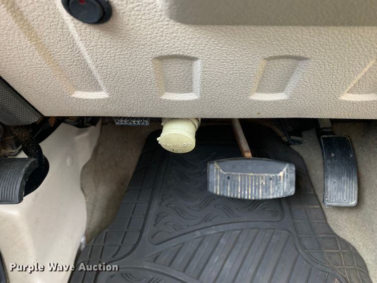 image for item MM9752 2009 Ford F250 Super Duty  Crew Cab pickup truck