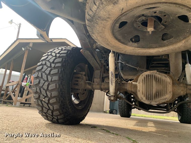 image for item MM9752 2009 Ford F250 Super Duty  Crew Cab pickup truck