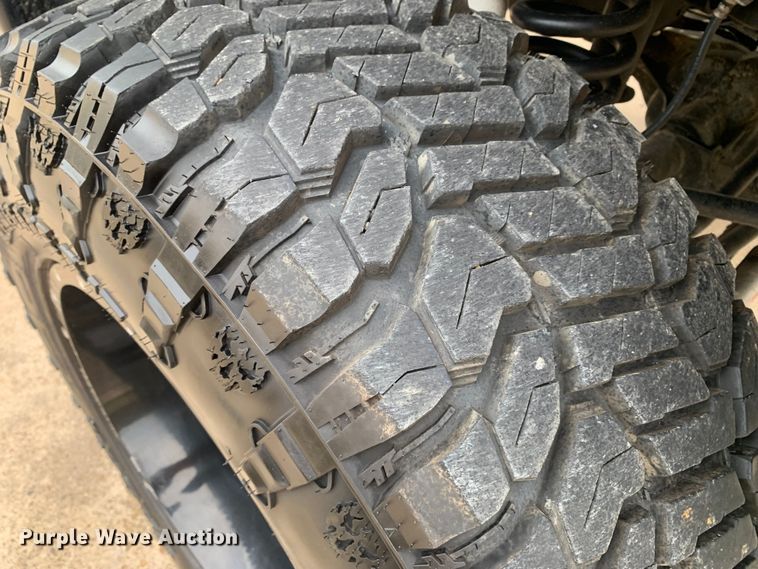 image for item MM9752 2009 Ford F250 Super Duty  Crew Cab pickup truck