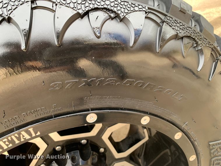 image for item MM9752 2009 Ford F250 Super Duty  Crew Cab pickup truck