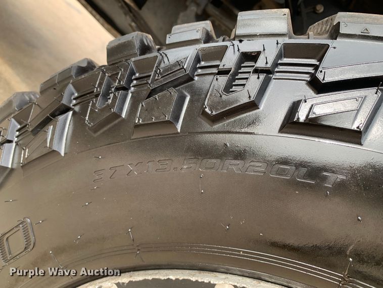 image for item MM9752 2009 Ford F250 Super Duty  Crew Cab pickup truck