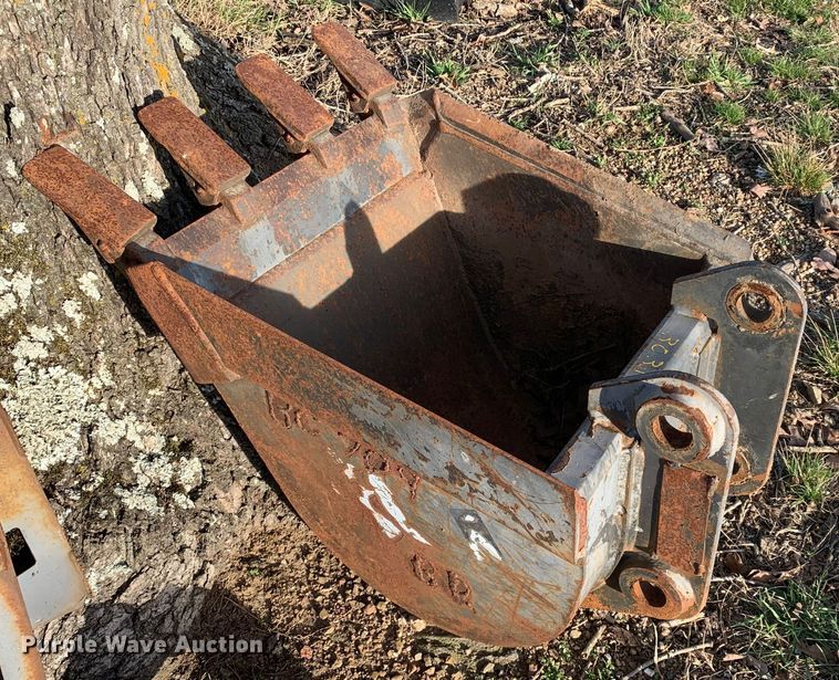 image for item MM9772 Bobcat 709  skid steer backhoe