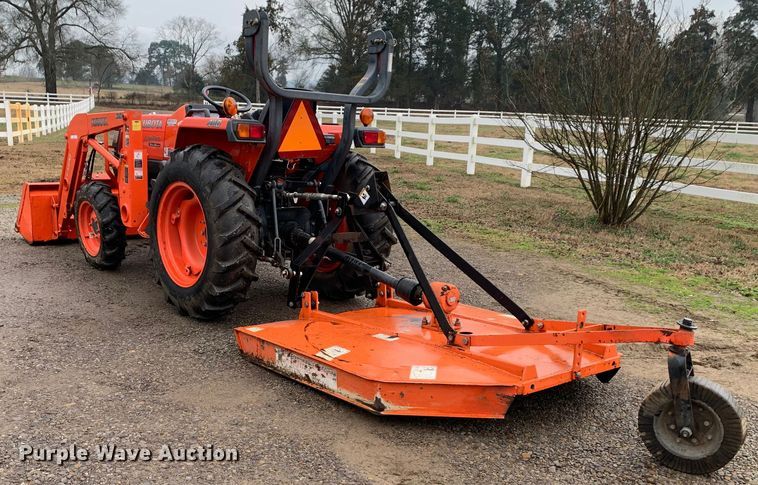 image for item MM9773 Kubota L2800  MFWD tractor