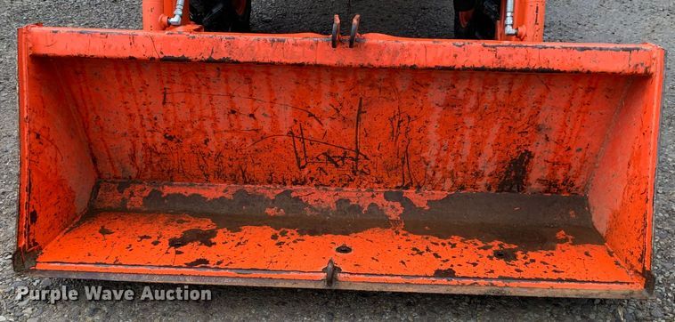 image for item MM9773 Kubota L2800  MFWD tractor