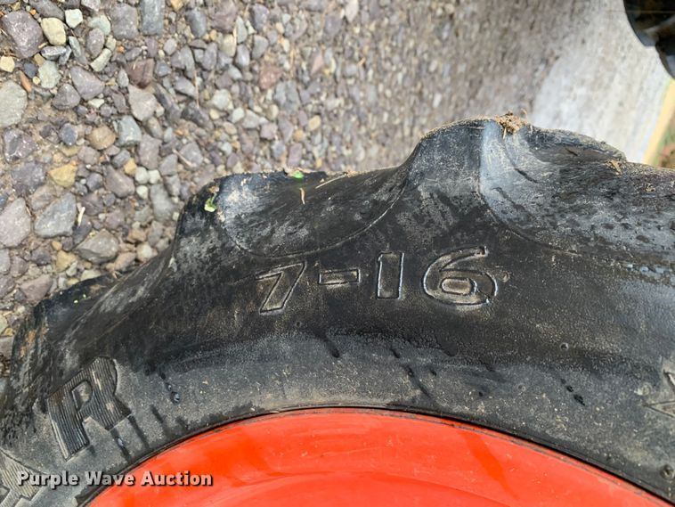 image for item MM9773 Kubota L2800  MFWD tractor