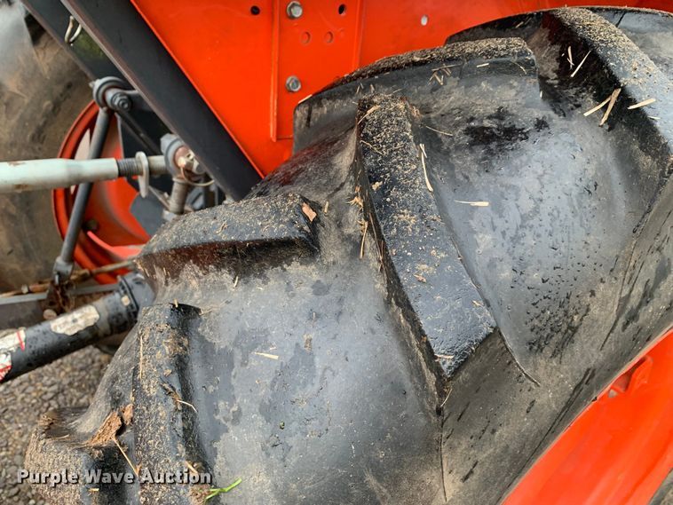 image for item MM9773 Kubota L2800  MFWD tractor