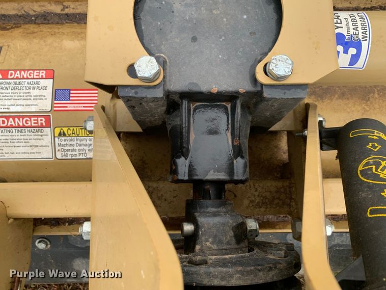 image for item MM9773 Kubota L2800  MFWD tractor