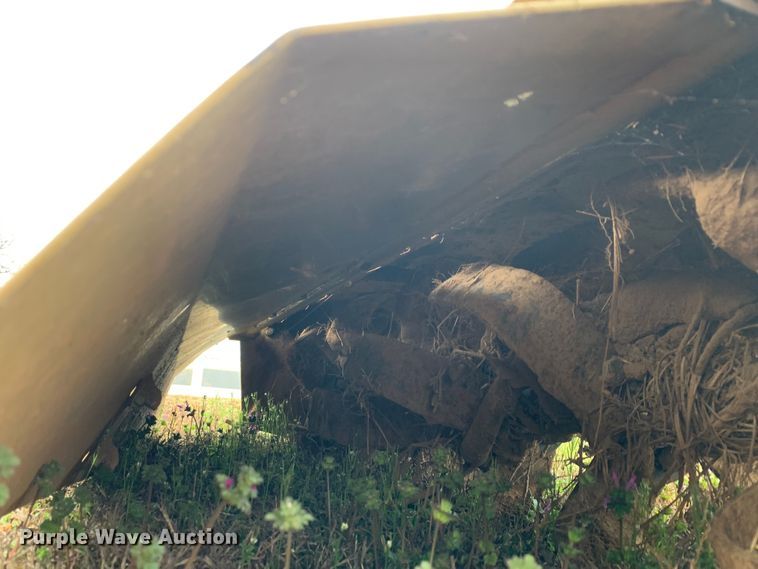 image for item MM9773 Kubota L2800  MFWD tractor