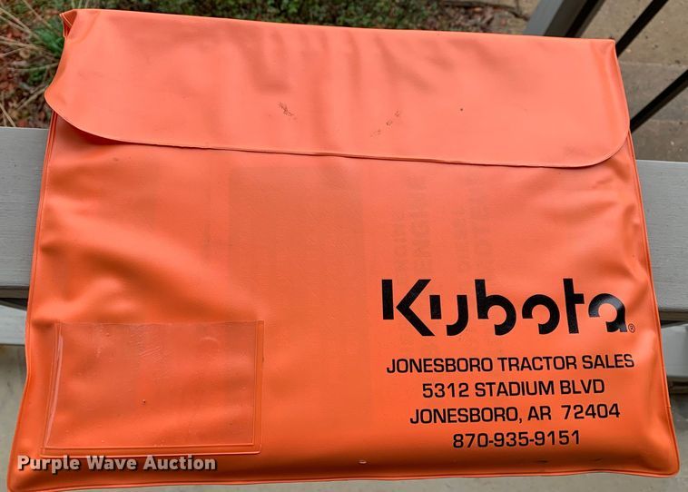 image for item MM9773 Kubota L2800  MFWD tractor