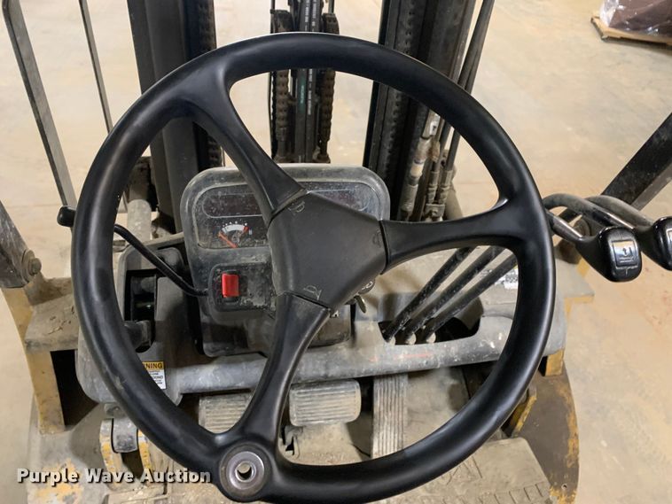 image for item MM9774 Caterpillar GP25K  forklift