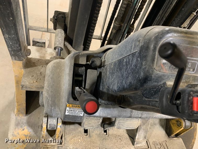 image for item MM9774 Caterpillar GP25K  forklift