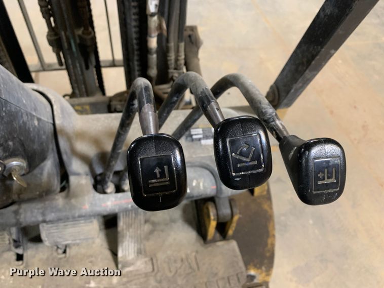 image for item MM9774 Caterpillar GP25K  forklift