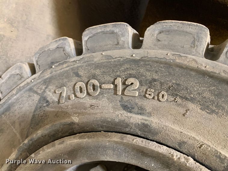 image for item MM9774 Caterpillar GP25K  forklift