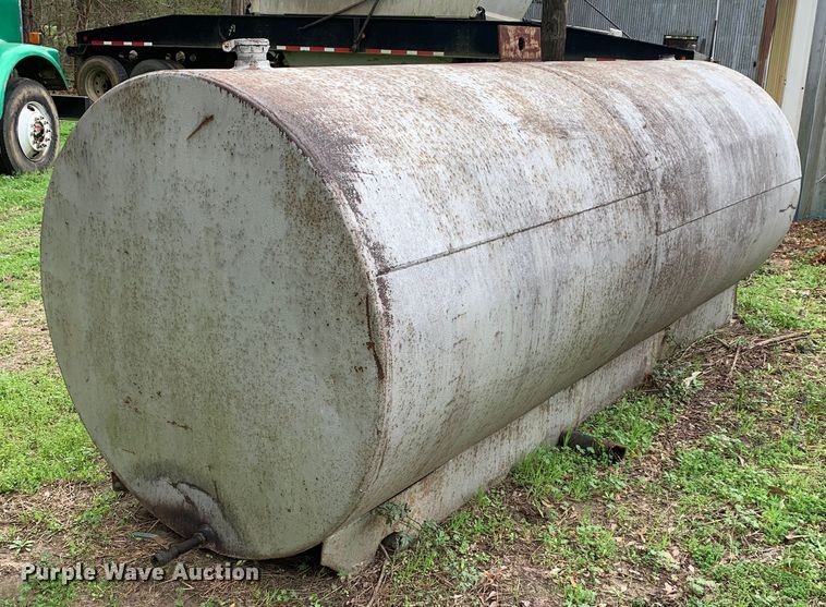 image for item MM9776 Fuel tank