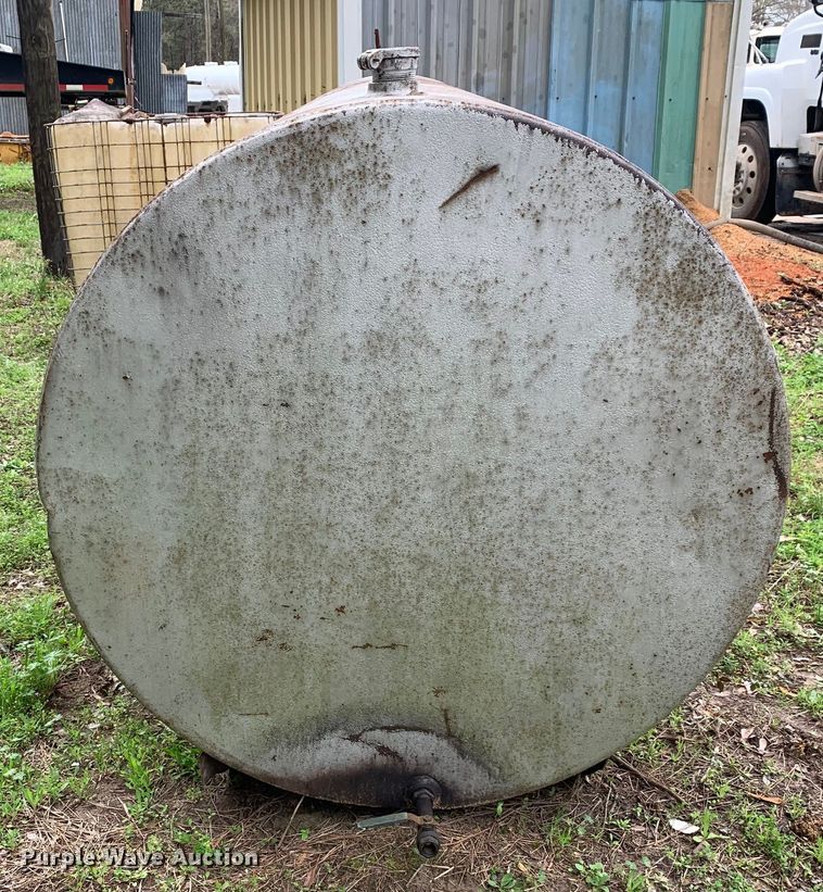 image for item MM9776 Fuel tank