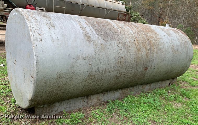 image for item MM9776 Fuel tank