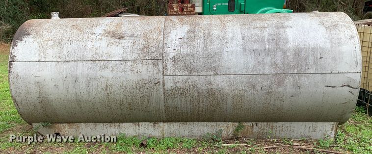 image for item MM9776 Fuel tank