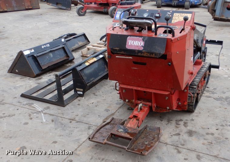 image for item MP9113 2016 Toro TX427  compact utility loader