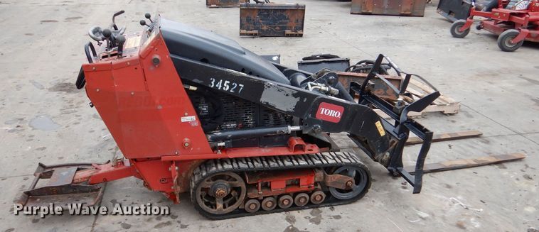 image for item MP9113 2016 Toro TX427  compact utility loader